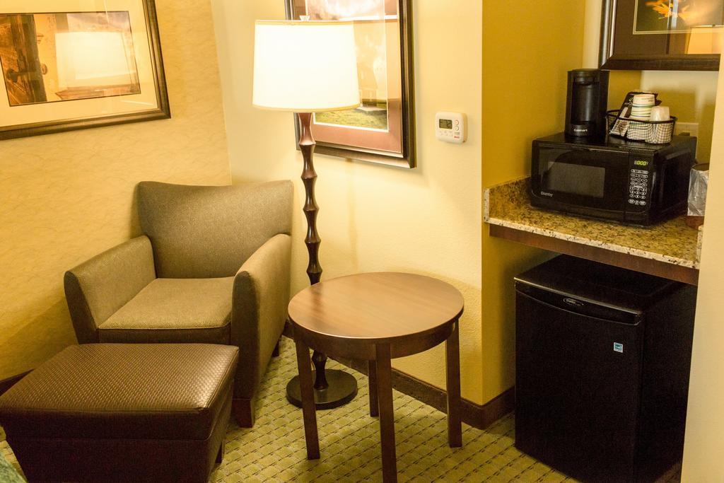 Little Missouri Inn & Suites New Town Luaran gambar