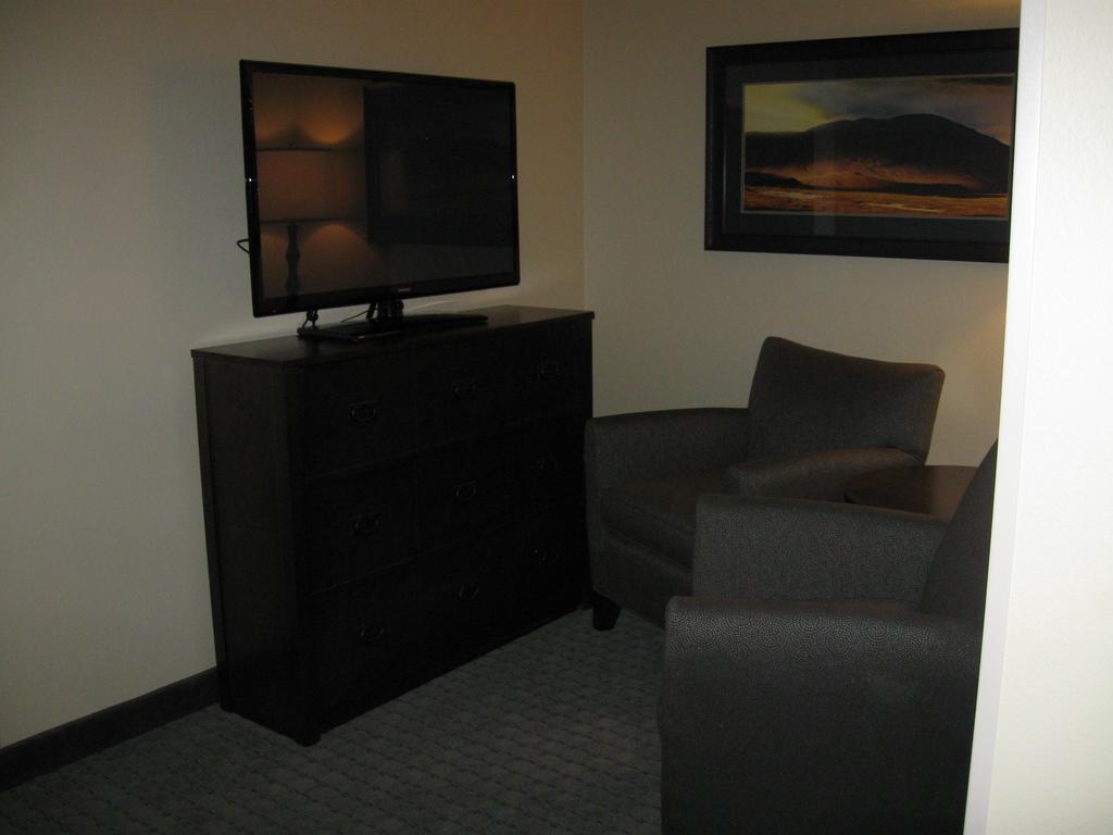 Little Missouri Inn & Suites New Town Bilik gambar