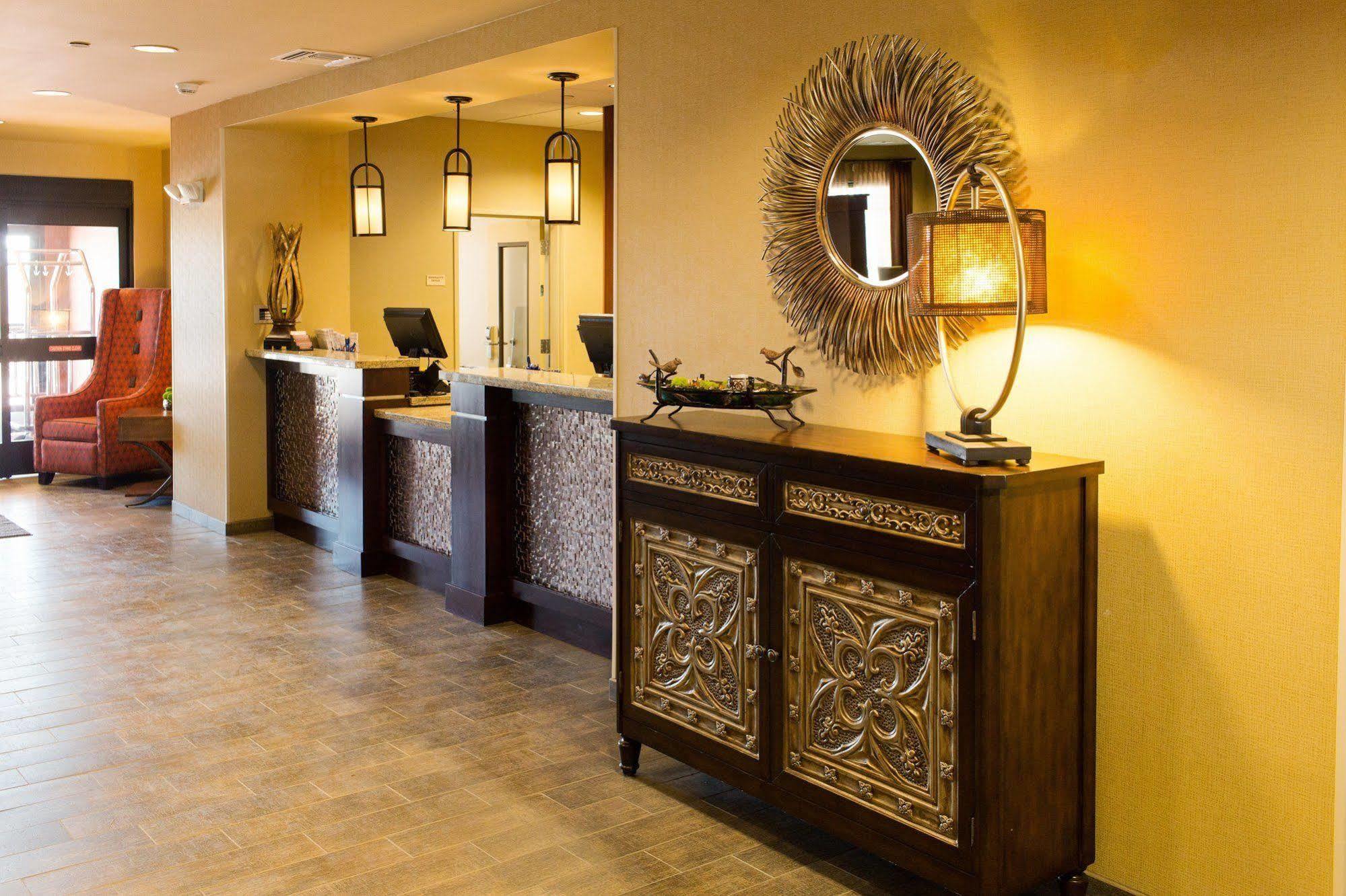 Little Missouri Inn & Suites New Town Luaran gambar