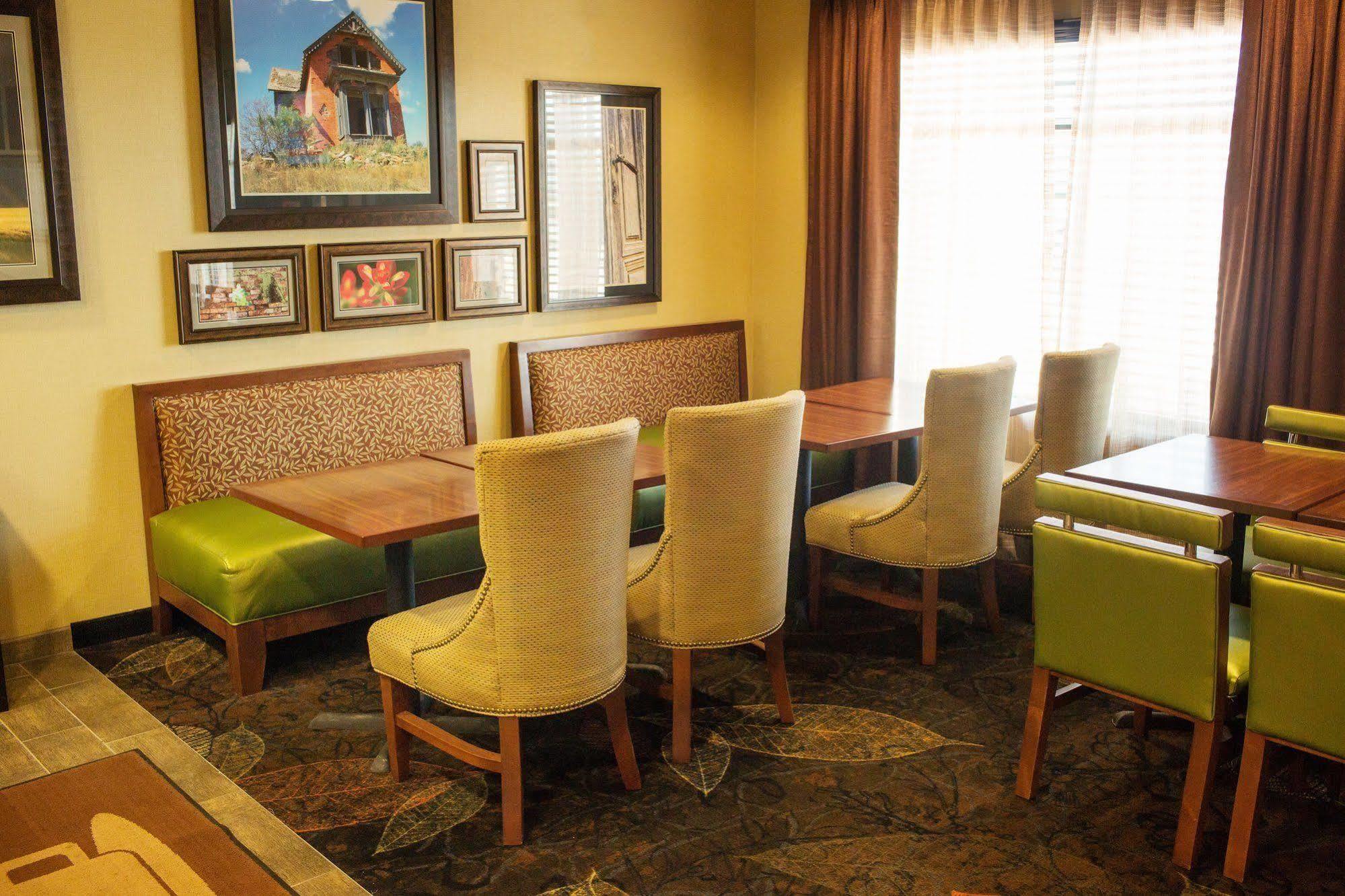 Little Missouri Inn & Suites New Town Luaran gambar